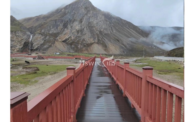 木塑地板戶(hù)外走廊案例